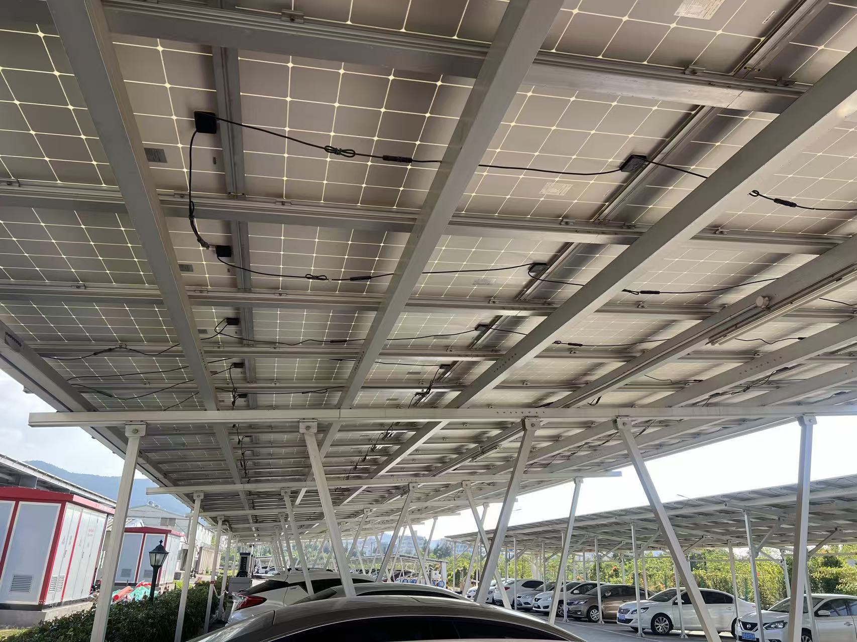 Aluminiozko aleazio iragazgaitza den kotxearen funtzioa