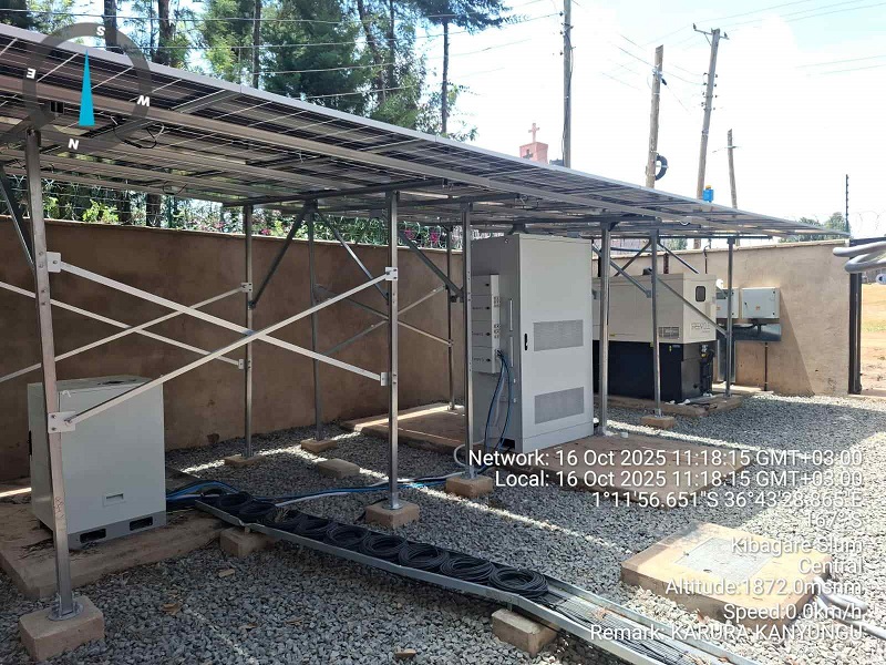 Kenyako 100 eguzki-dorre: nola SOLARFARM-ek 1,2 milioi litro diesel aurrezten dituen urtean