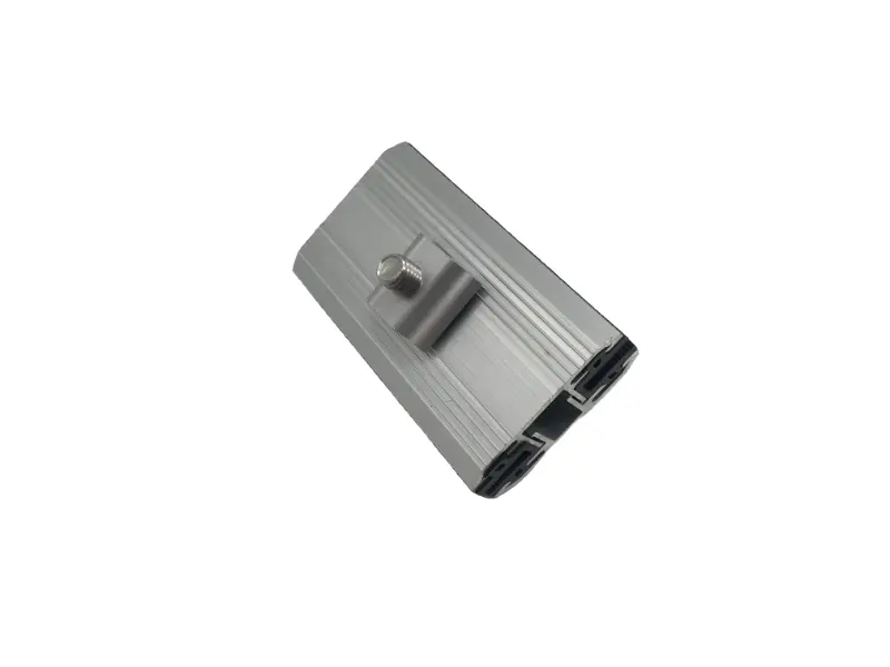 Eguzki-film mehearen erdiko euskarria